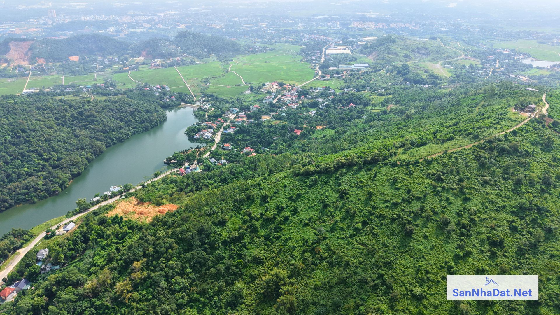 Ban Dat DT 1.4HA Tai Dong Xuan Quoc Oai Ha Noi 3