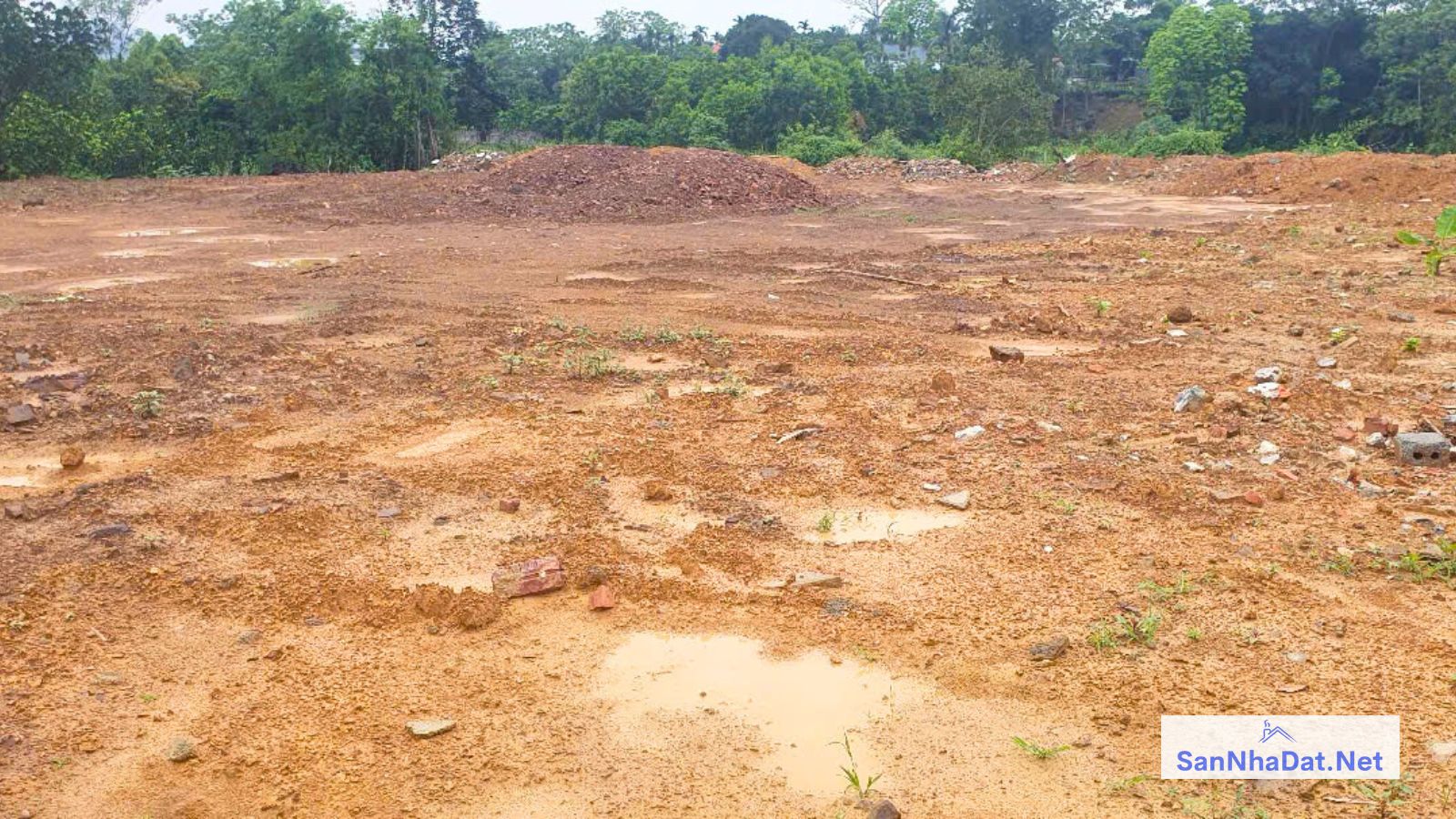 Ban Manh Dat DT 6000m2 MT 70M Tai Lac Thuy Hoa Binh