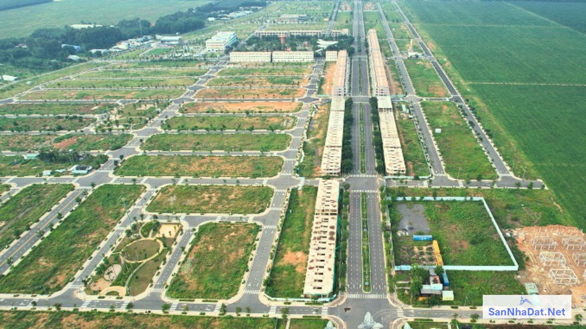 Đất Tái Định Cư Là Gì? So Sánh Với Đất Nền Phân Lô Tại Hòa Lạc 3 Đất Tái Định Cư
